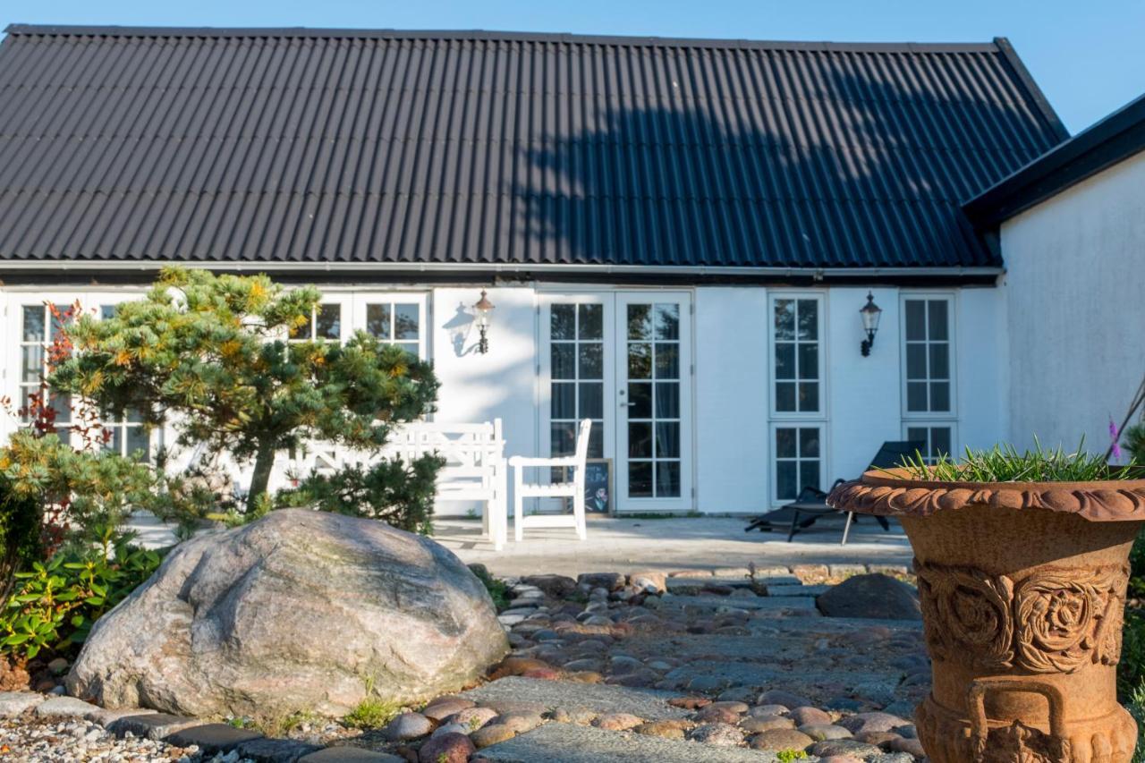 Troldegaarden Guesthouse Кёге Экстерьер фото